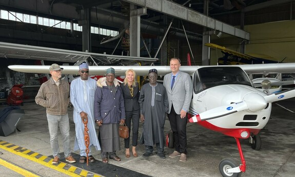 Wizyta przedstawicieli Nasarawa State University Keffi w Aeroklubie Ziemi Lubuskiej, fot. DWZ